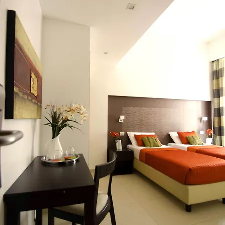 Interno 5 4* روما