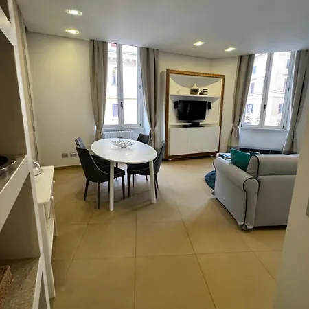 Interno 5