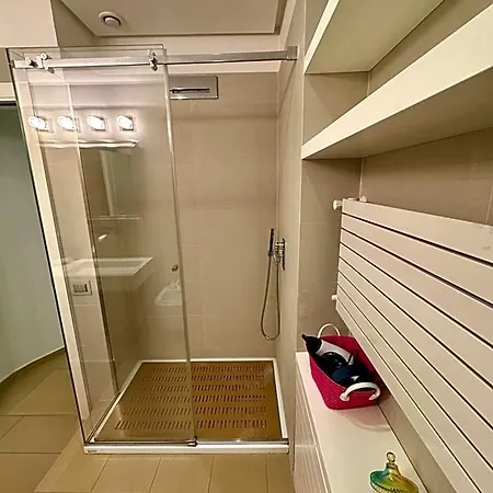 Interno 5 Oda ve Kahvaltı Roma