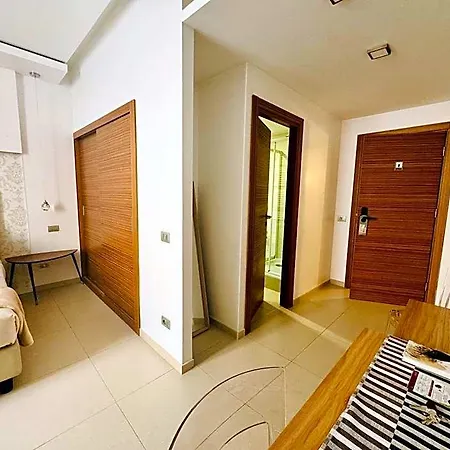 Interno 5 4* Roma