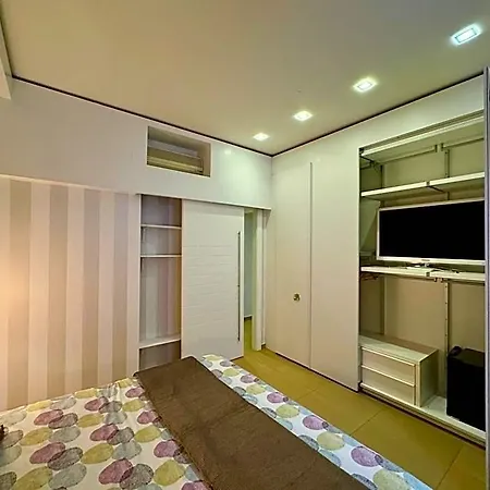 Interno 5 4* Roma