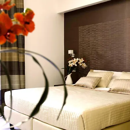Interno 5 Rom