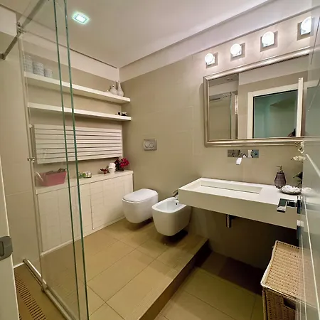 Interno 5 4*