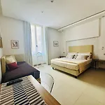 Interno 5 4* Rom